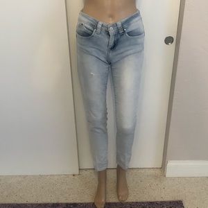 YMI Wanna Betta Butt Lightwash Blue Jeans